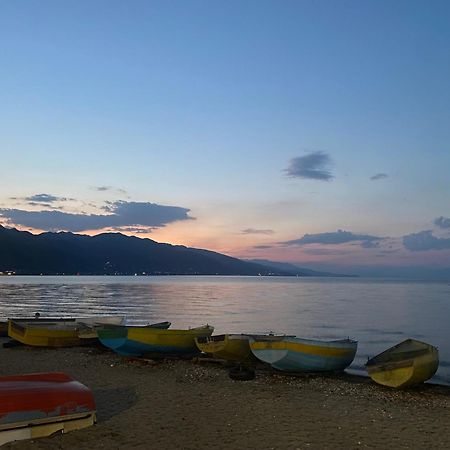 British Hotel Pogradec Bagian luar foto